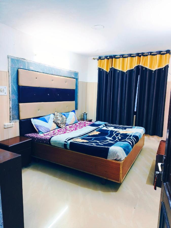 Hotel Holiday Dalhousie - Near Ghandhi Chowk Mall Road Экстерьер фото